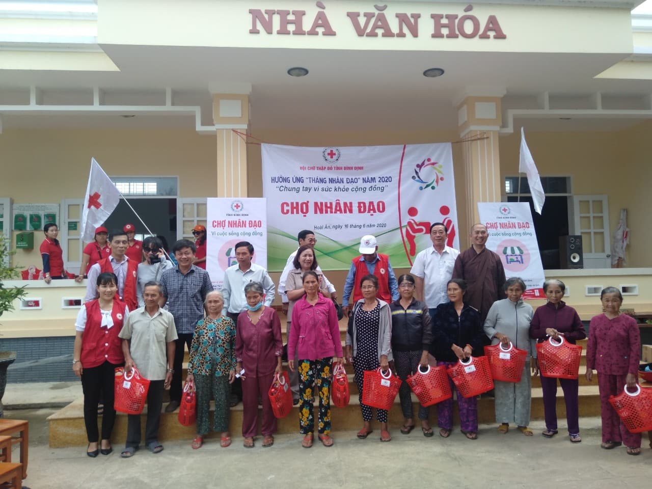 Phiên chợ nhân đạo tại huyện Hoài Ân và huyện Tây Sơn, tỉnh Bình Định.
