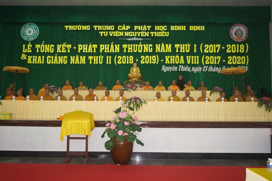 Trường Trung cấp Phật học Bình Định khai giảng năm học mới 2018 – 2019 .