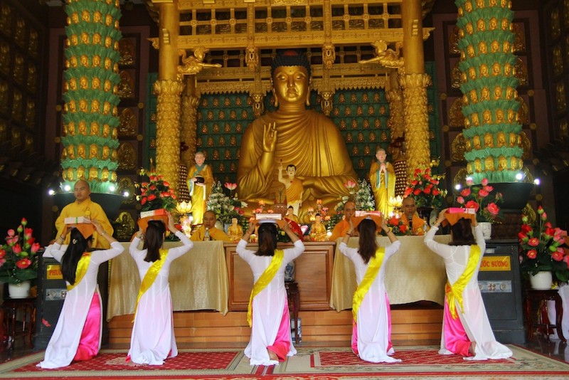 Các sinh hoạt của tín đồ Phật giáo trong dịp lễ Vu Lan