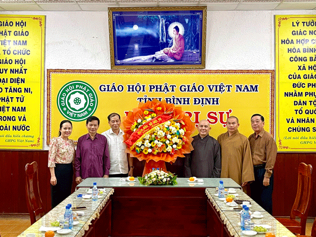 Lãnh đạo Sở Nội vụ tỉnh thăm và chúc mừng thành công Đại hội Phật giáo toàn quốc lần thứ IX