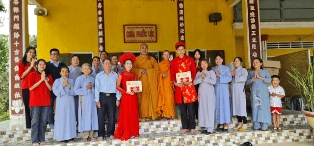 Phù Mỹ: Lễ Hằng Thuận của Phật tử Duy Thành và Thị Nhung tại chùa Phước Lộc.