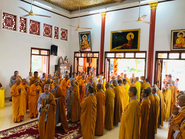 Phân ban Ni giới Trung ương GHPGVN thăm Đạo tràng An cư chùa Tâm Ấn