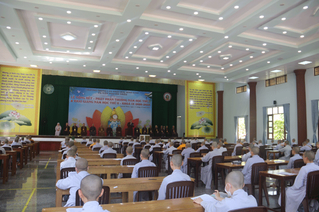 Trường trung cấp Phật học Bình Định tổ chức thi học kỳ